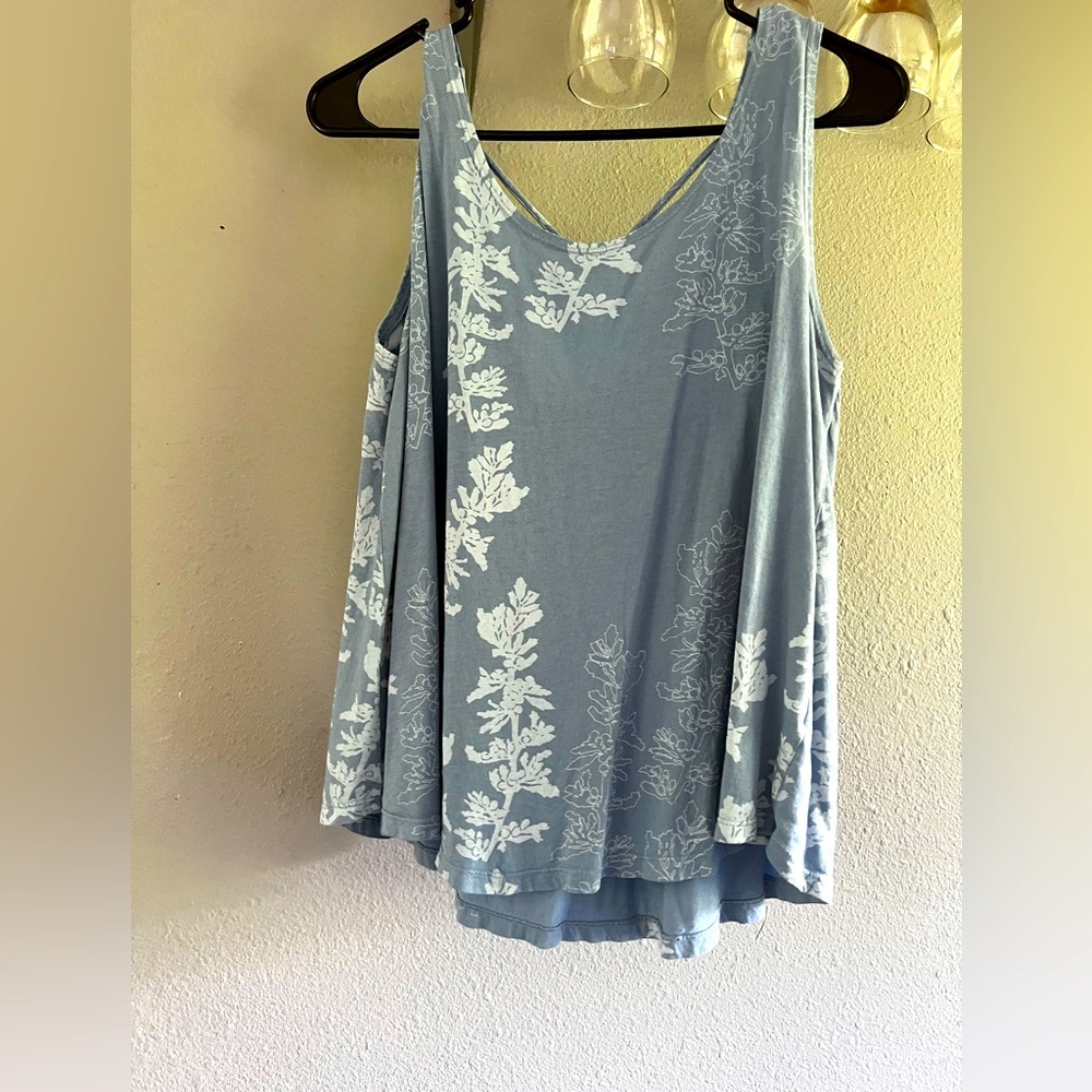 Used Kealopiko tank top